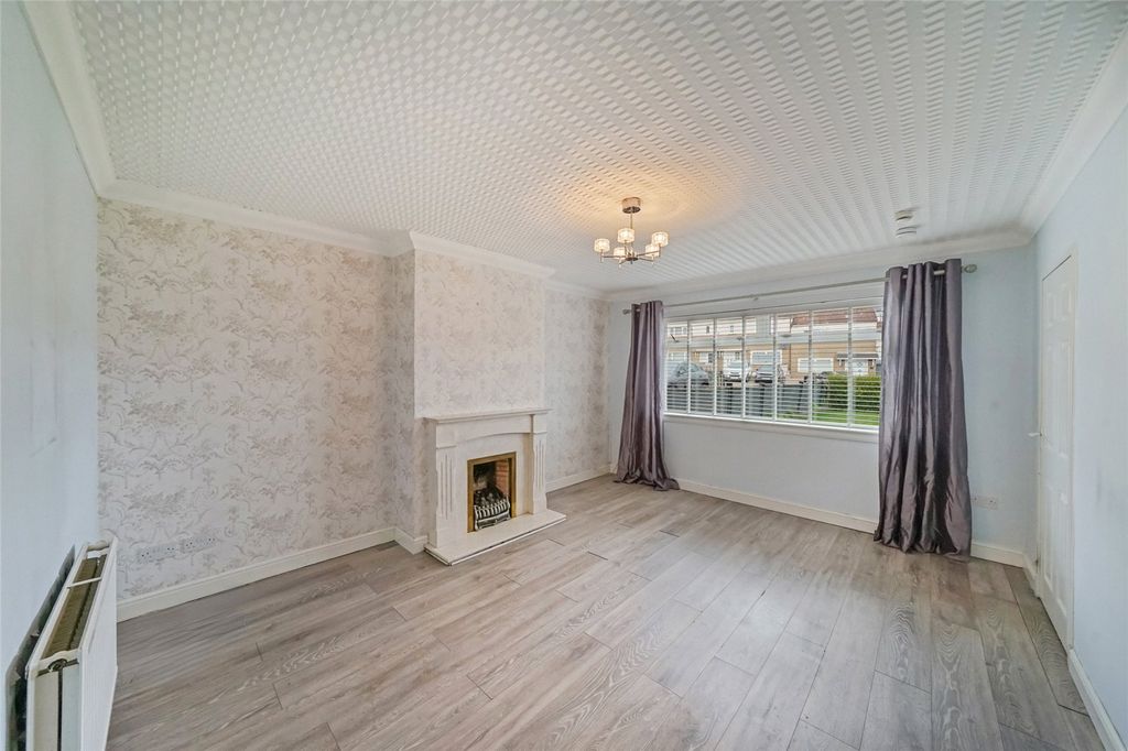 Property photo 3 of 18 Picture No. 03