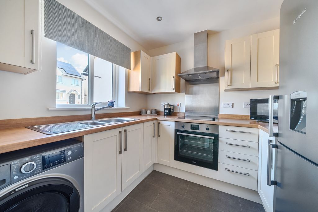 Property photo 2 of 20 1482058-7-6A3d4Bd23836B