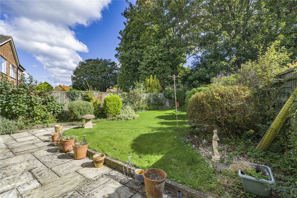 Property photo 2 of 19 Picture No. 10