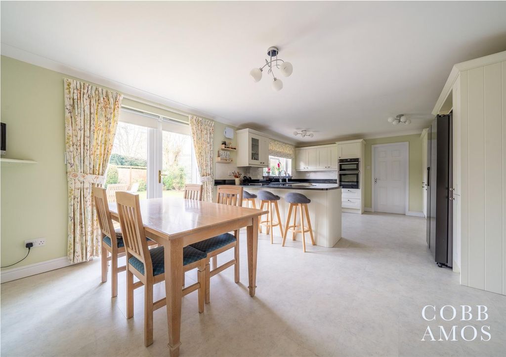 Property photo 2 of 21 High Res-15.Jpg