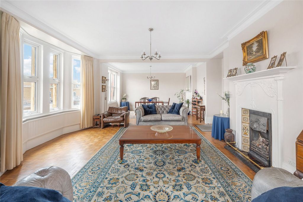 Property photo 3 of 8 Reception Room