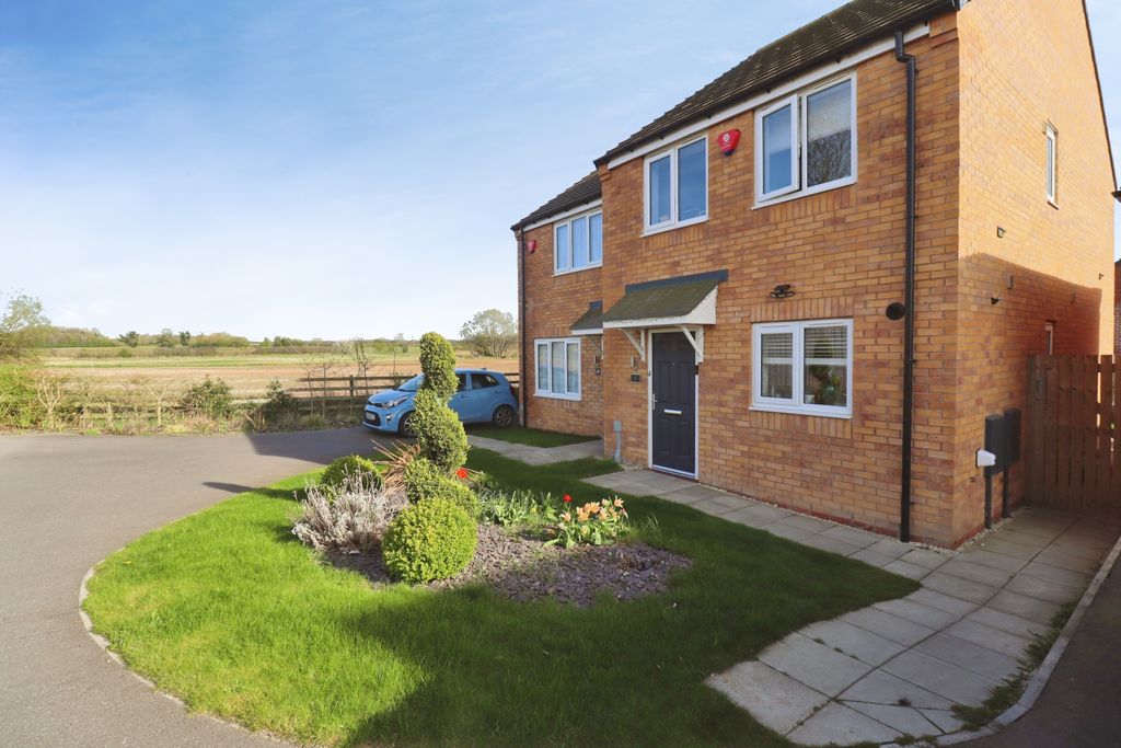 Property photo 1 of 13 Img_0330