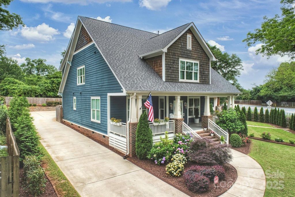 Property photo 2 of 46