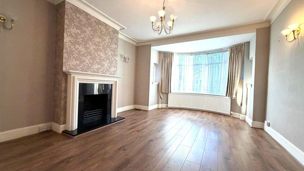 Property photo 1 of 11 Whatsapp Image 2025-11-26 At 4.54.06 Pm (3).Jpeg