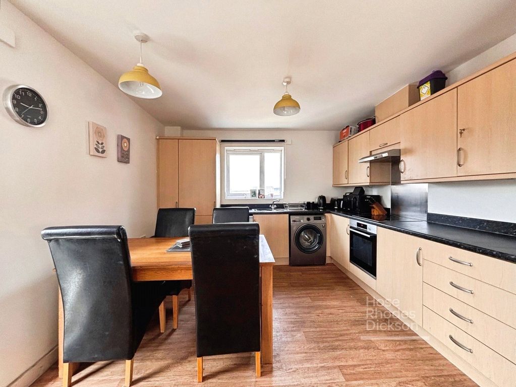 Property photo 3 of 8 Picture No. 09