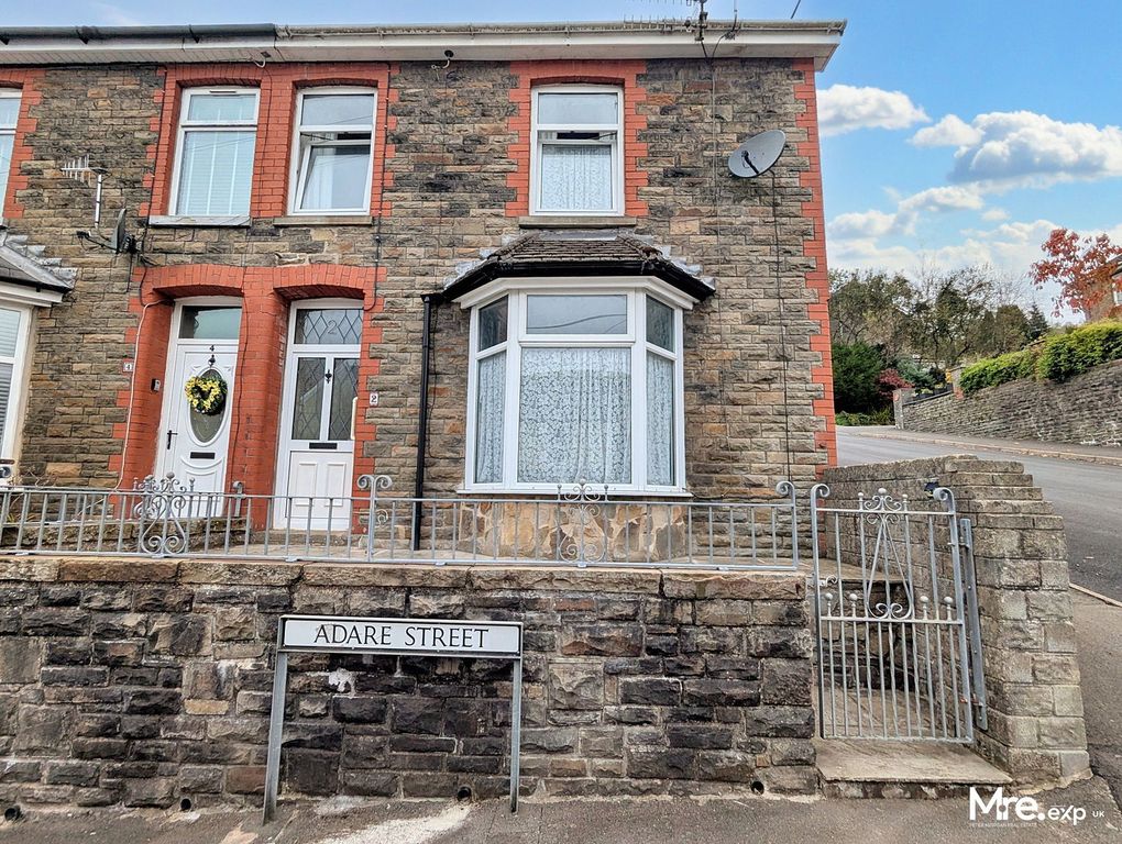 Property photo 3 of 33