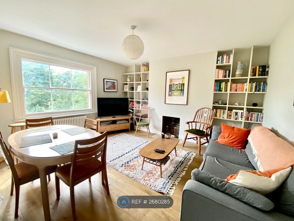 Property photo 3 of 12 Living Room