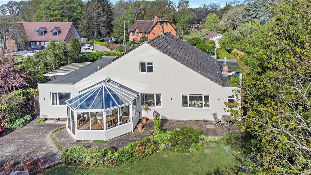 Property photo 1 of 22 Picture No. 34