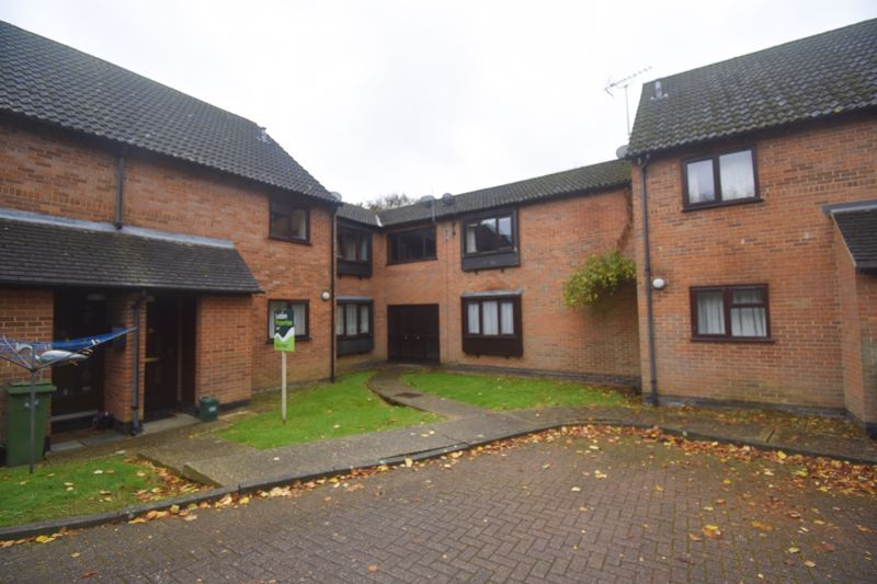 Property photo 1 of 6 Photo 6