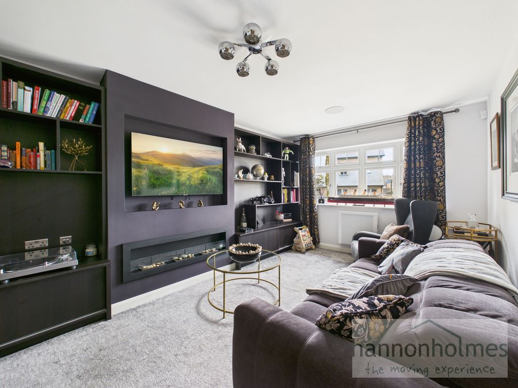 Property photo 3 of 54 Cam05283G0-Pr0153-Still029