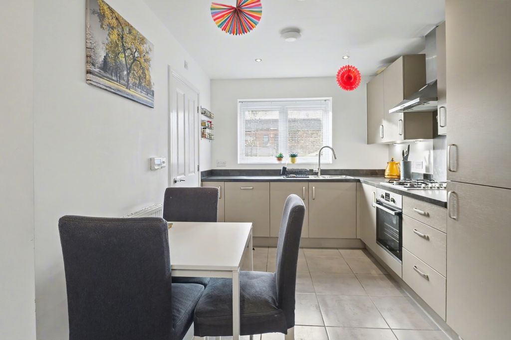 Property photo 3 of 19 Img_6440