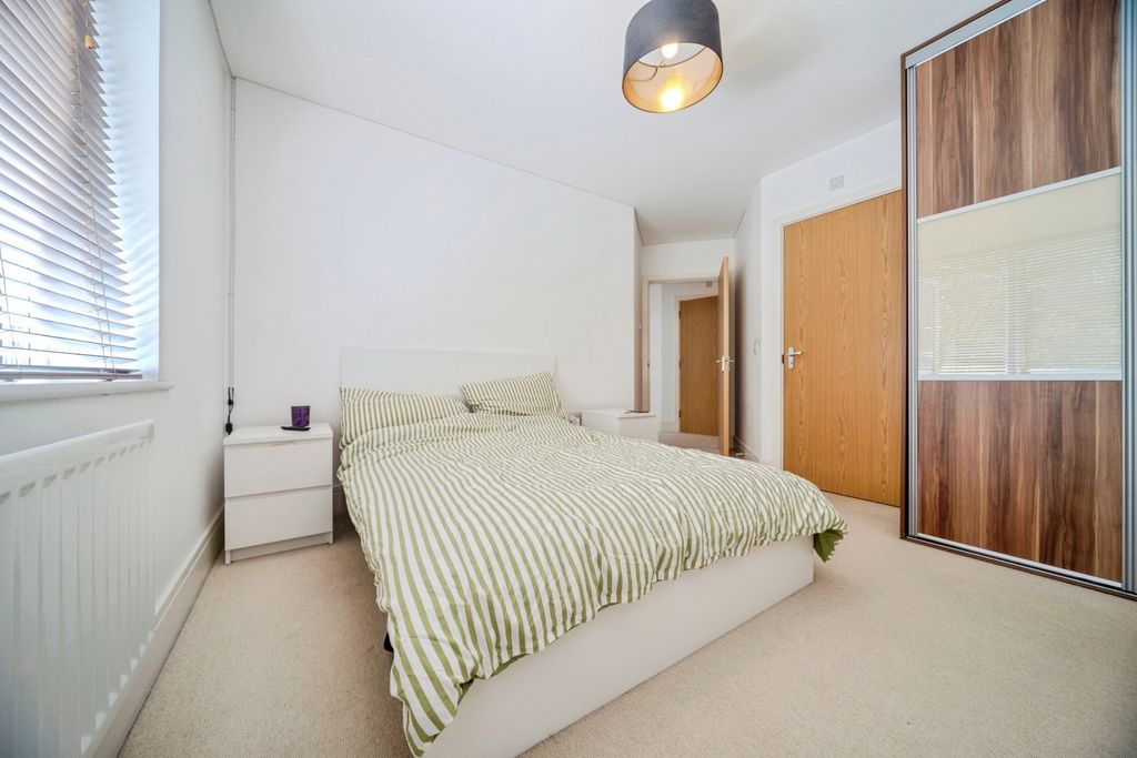 Property photo 3 of 12 Pbox-Img.Jpg