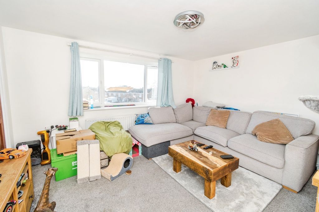 Property photo 3 of 15 Pbox-Img.Jpg