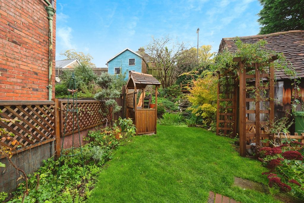 Property photo 2 of 15