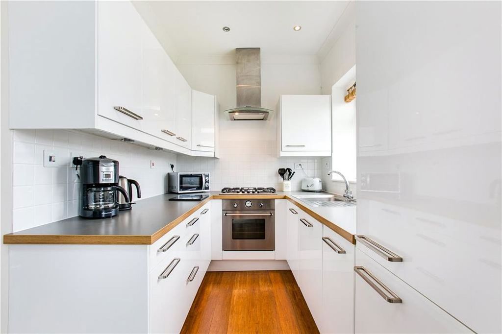 Property photo 2 of 5