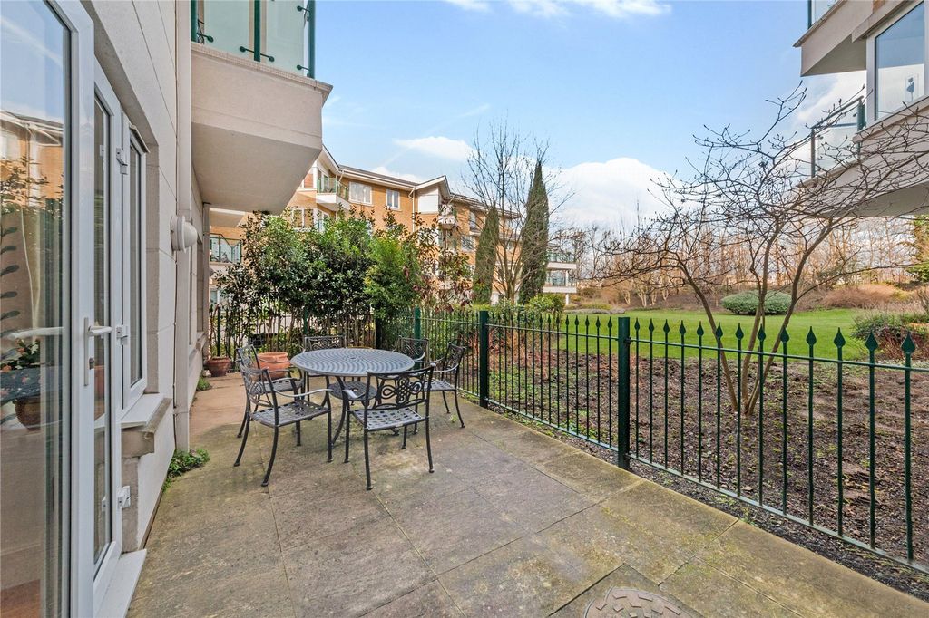 Property photo 3 of 9