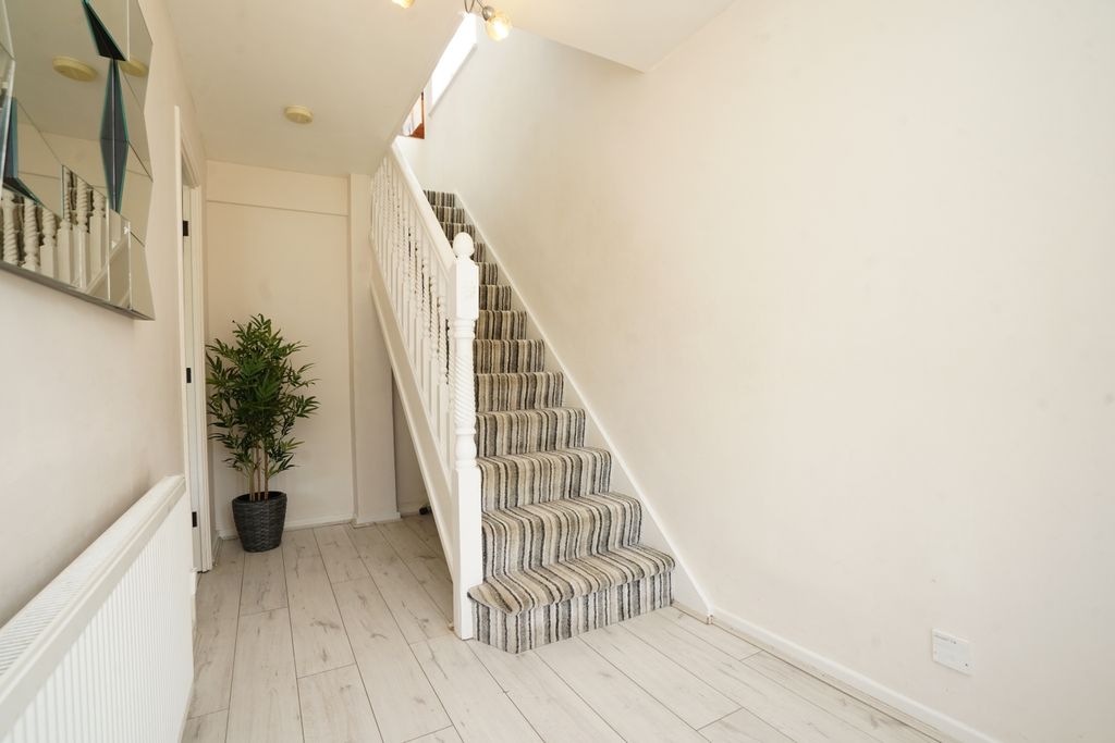 Property photo 2 of 25 Dsc07289