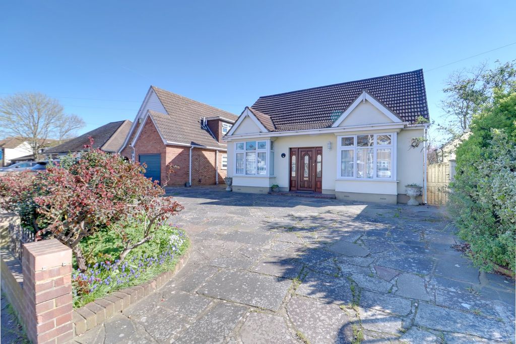 Property photo 3 of 21