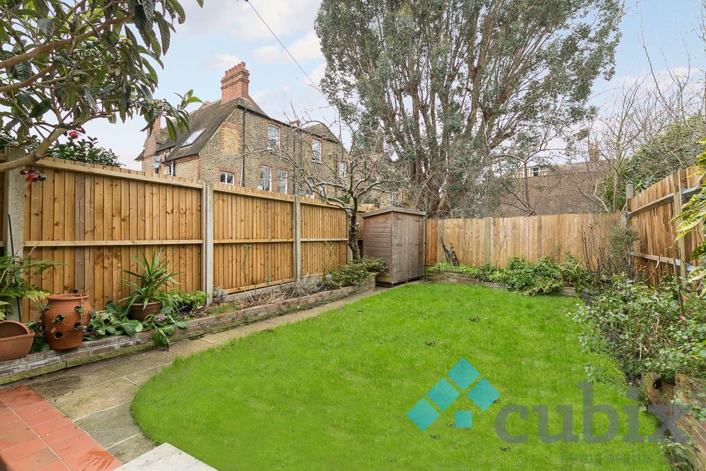 Property photo 3 of 22