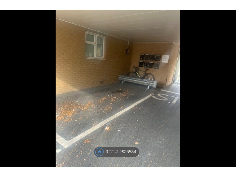 Property photo 3 of 11