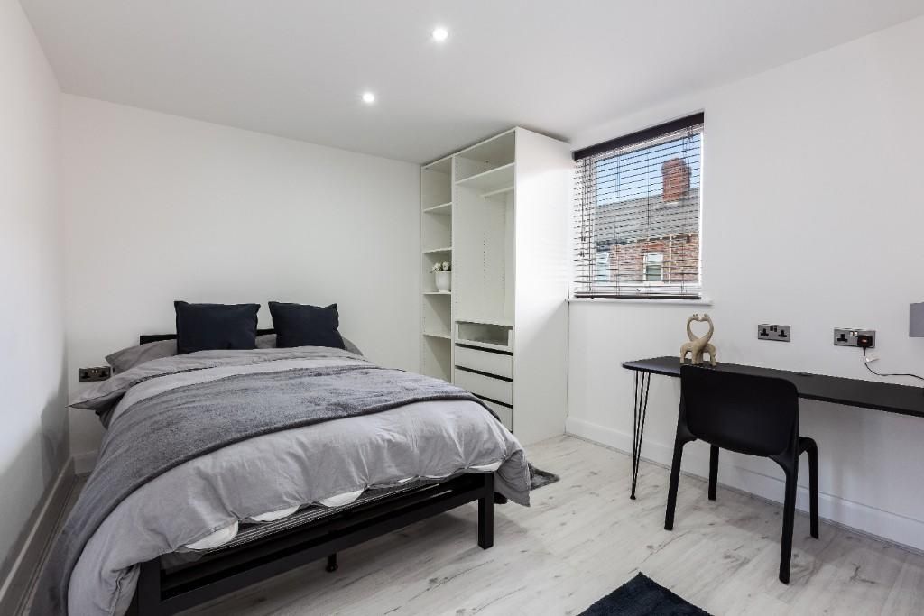 Property photo 1 of 15 A Well-Maintained, Bright Single Bedroom Featuring...