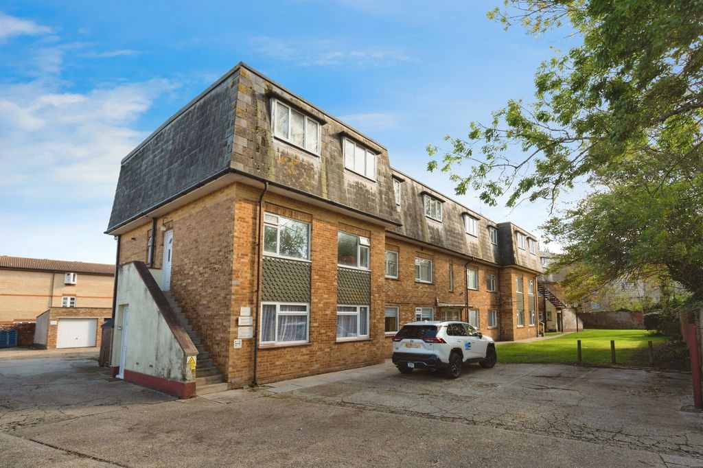 Property photo 1 of 16 Photo