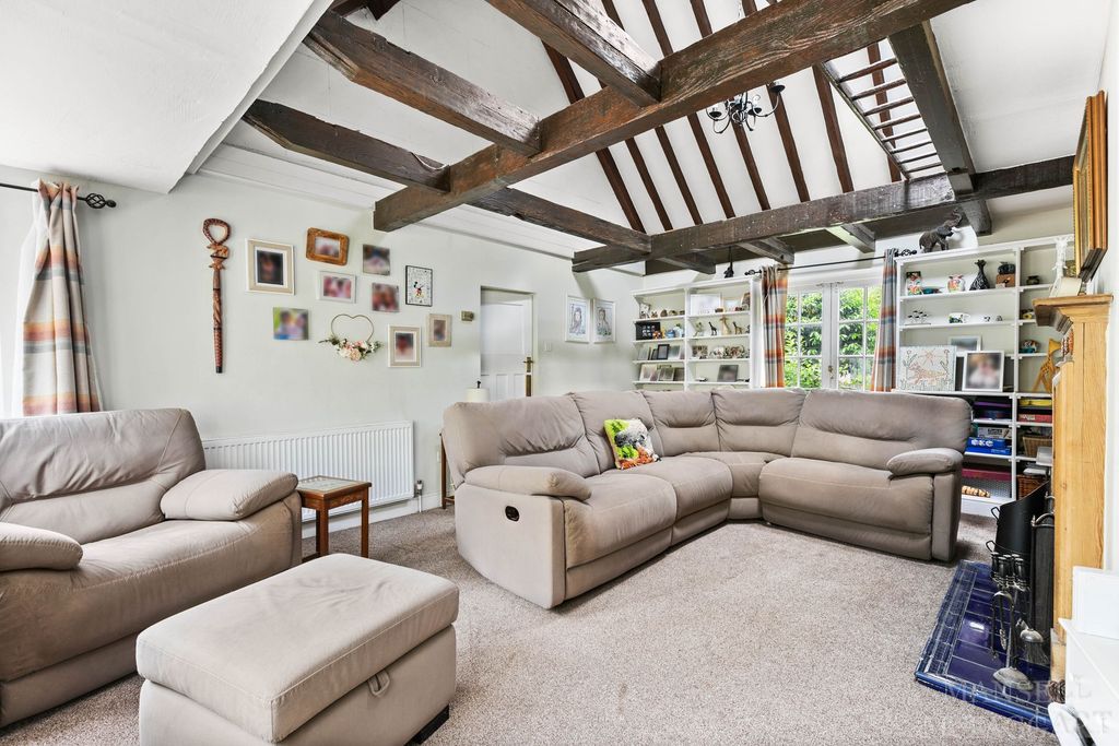 Property photo 3 of 24