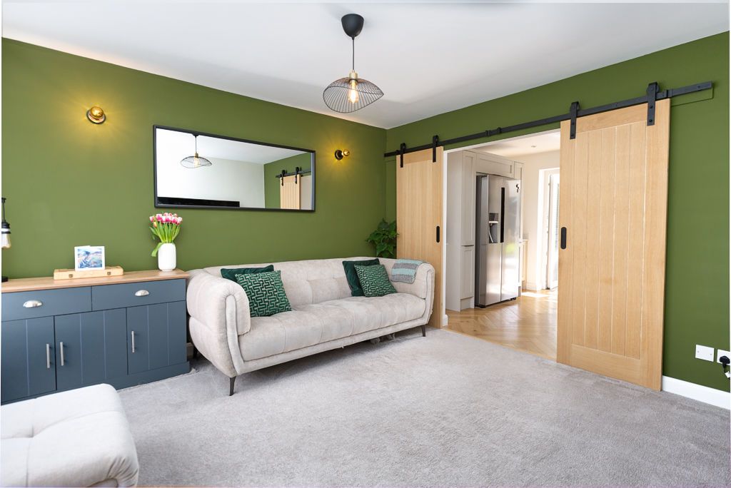 Property photo 2 of 17 Photo 5