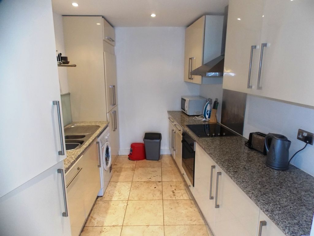 Property photo 2 of 29