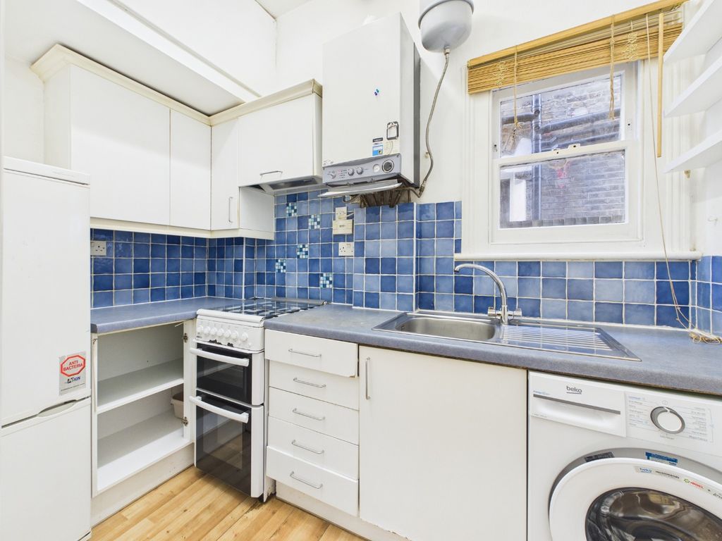 Property photo 3 of 5 4645675