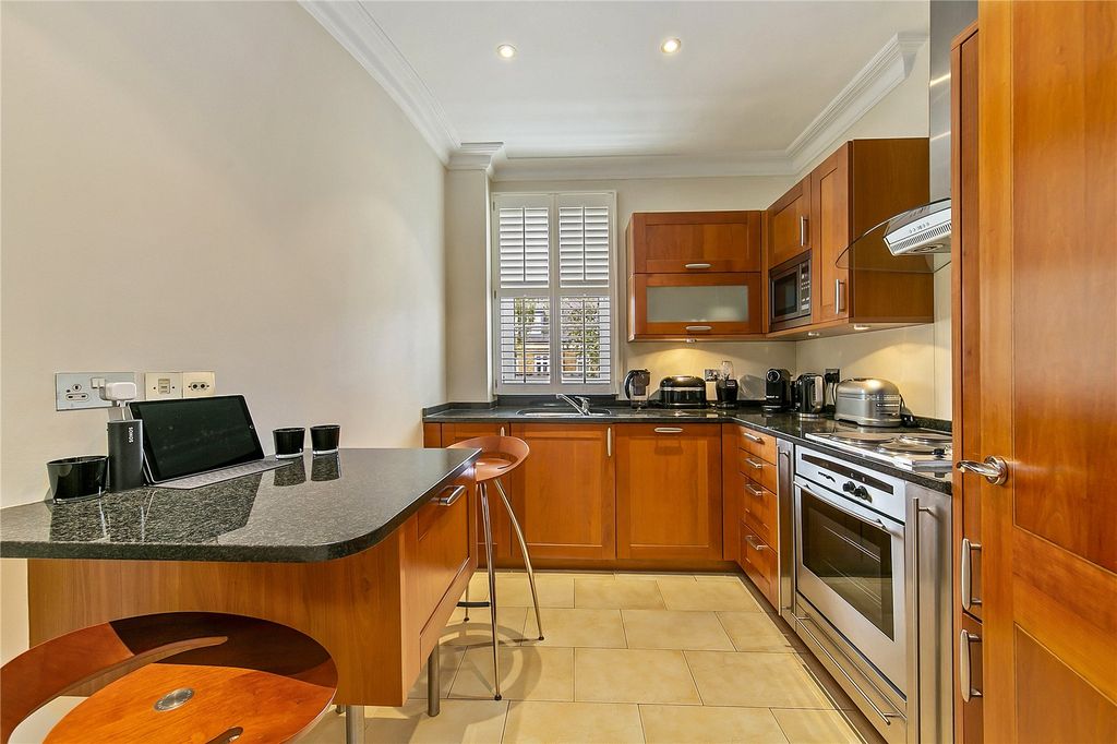Property photo 3 of 10 Picture No. 24