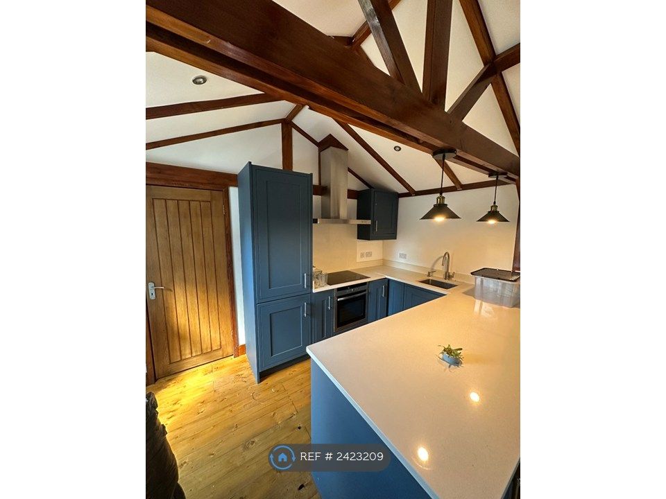 Property photo 3 of 9 Kitchen