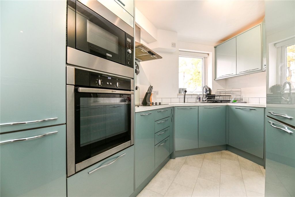 Property photo 2 of 15 Picture No. 06