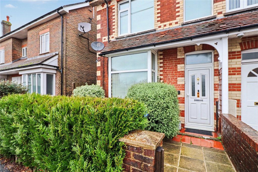 Property photo 1 of 6 Front Access