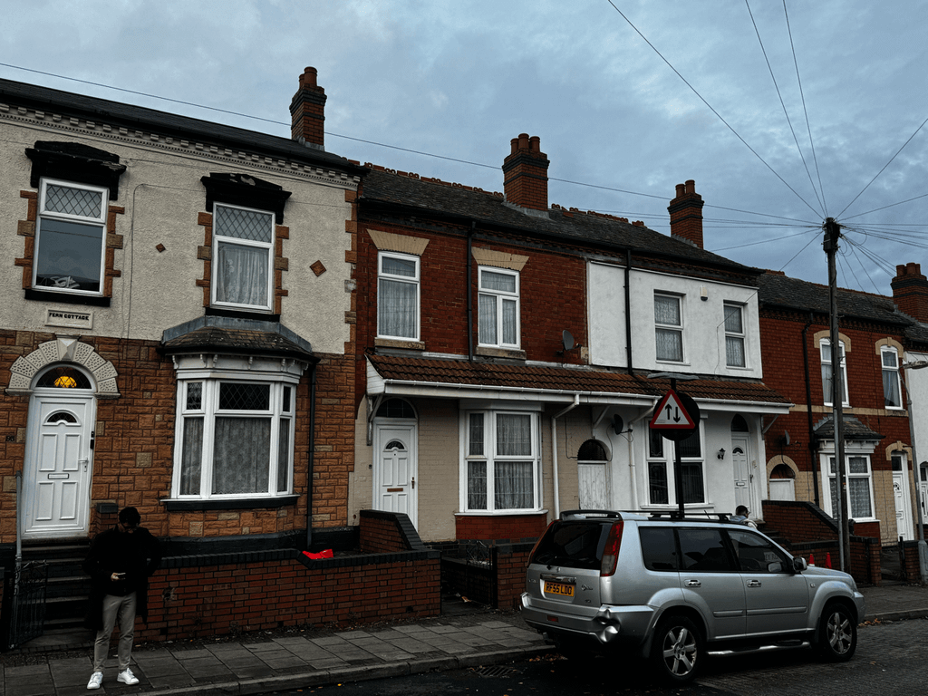 Property photo 2 of 16 Gallery