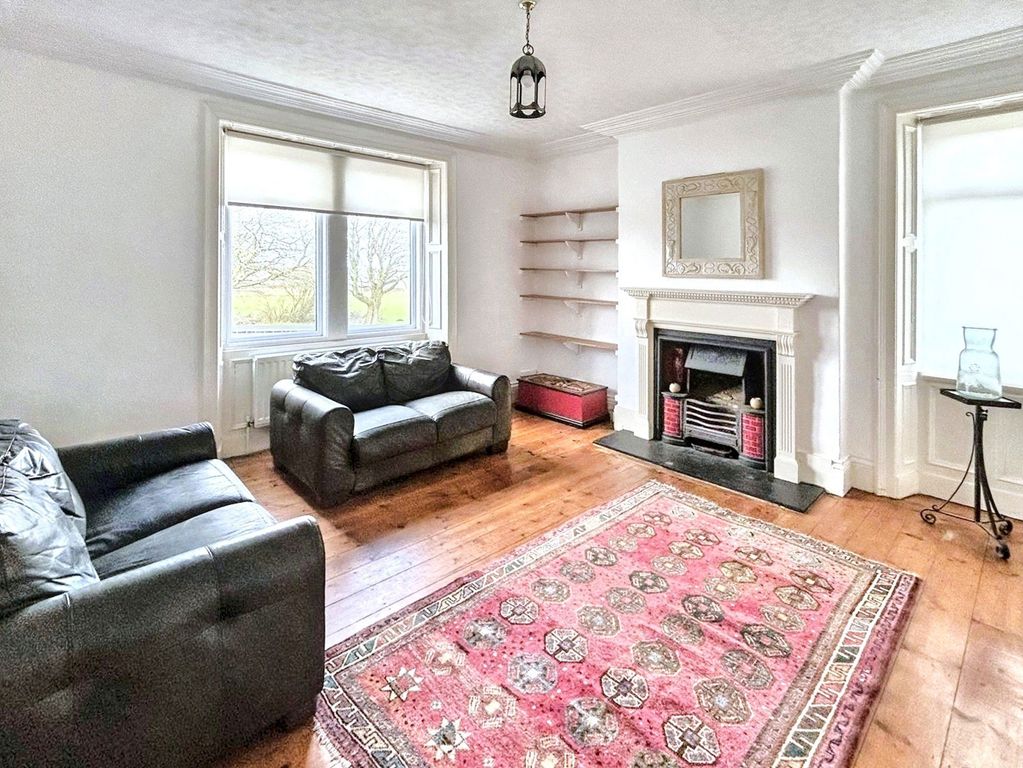 Property photo 3 of 30