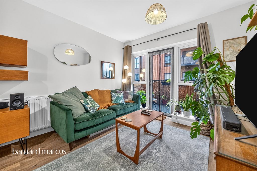 Property photo 2 of 10