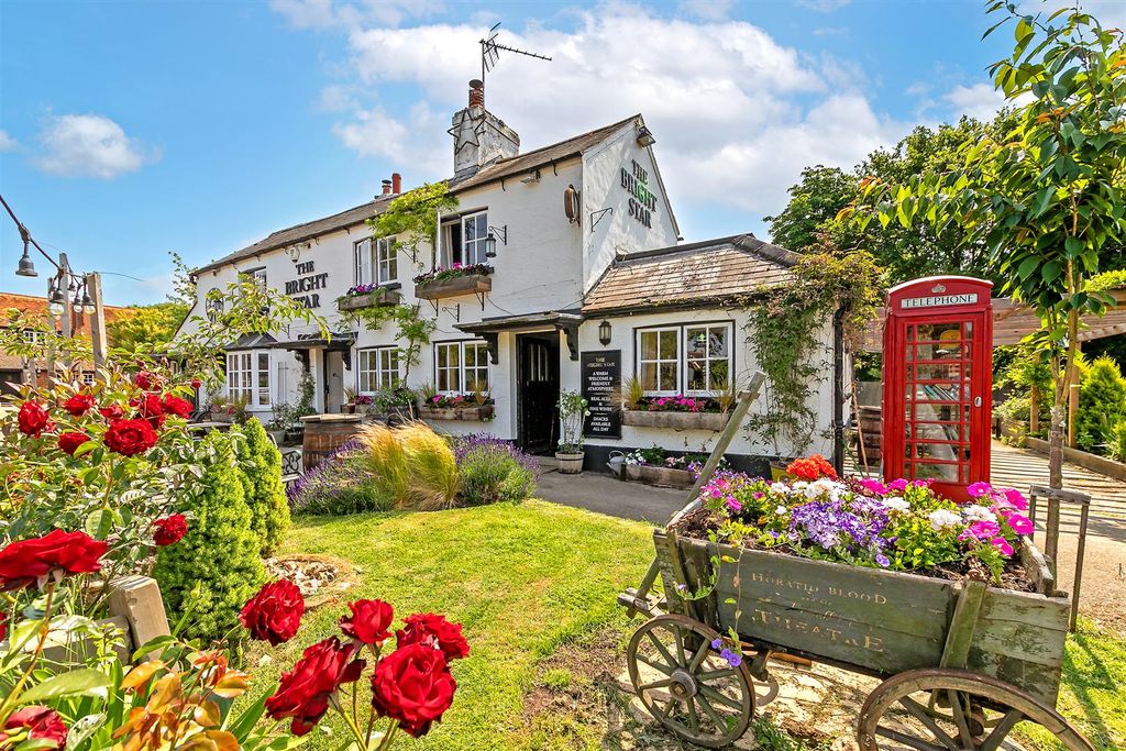 Property photo 1 of 18 Thebrightstar-16.Jpg