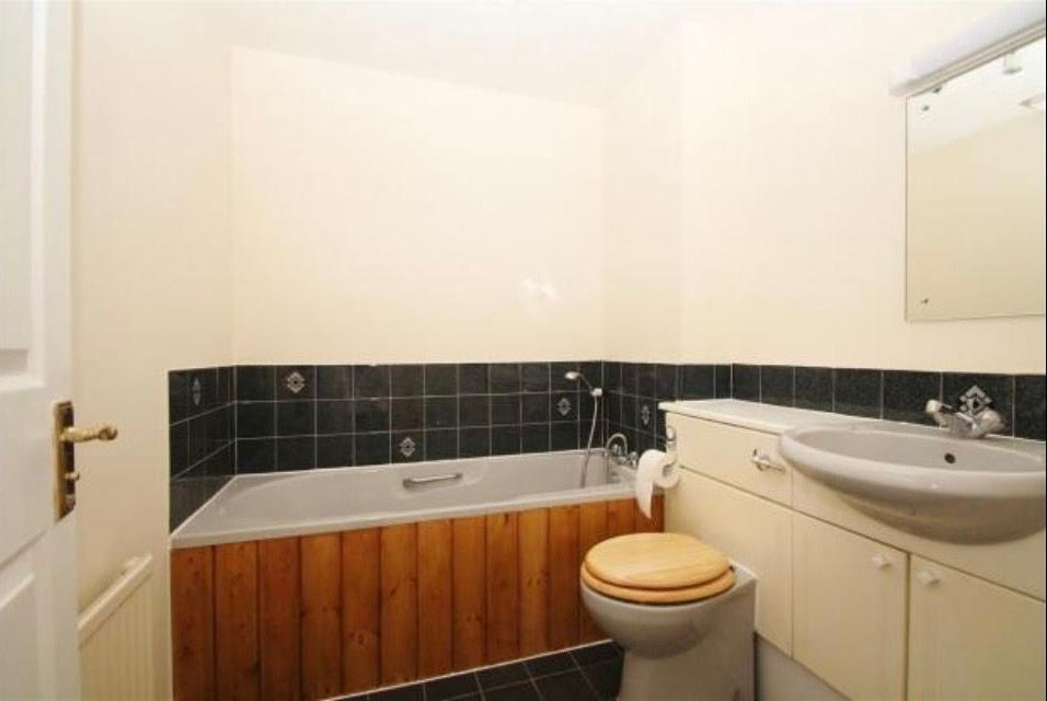Property photo 3 of 5 Photo 2