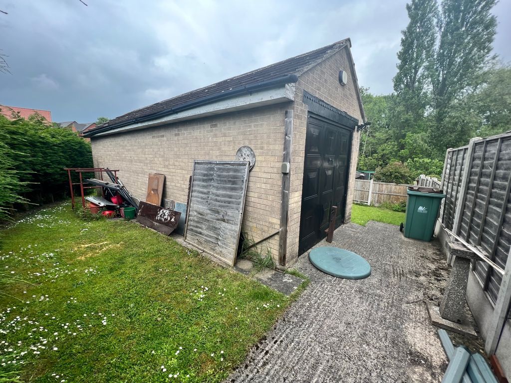 Property photo 2 of 4
