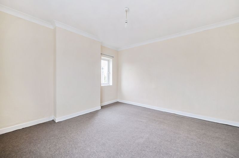 Property photo 3 of 21 Photo 7