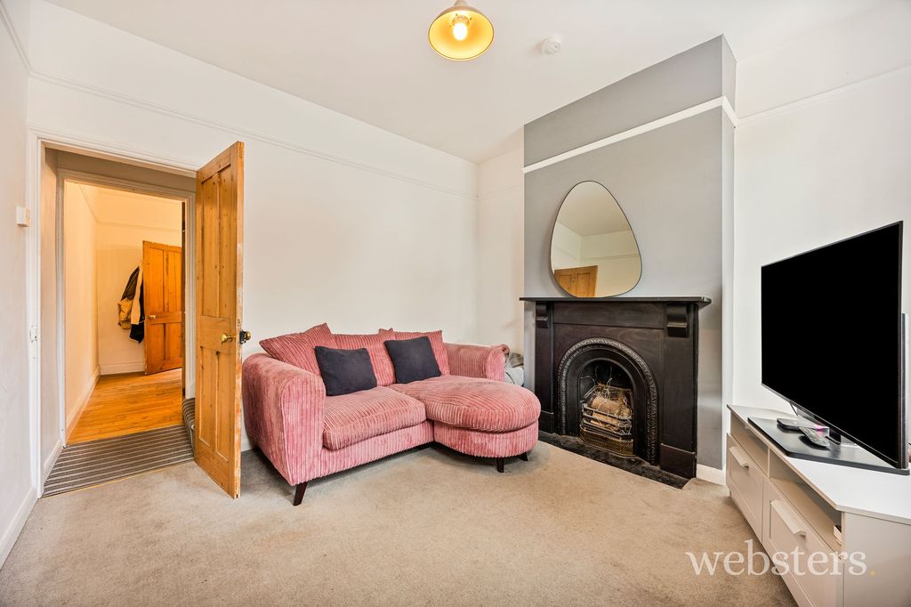 Property photo 2 of 15