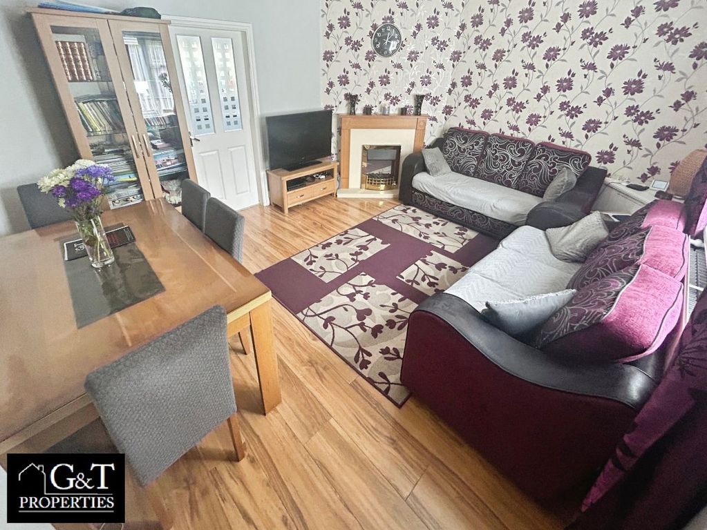 Property photo 3 of 18