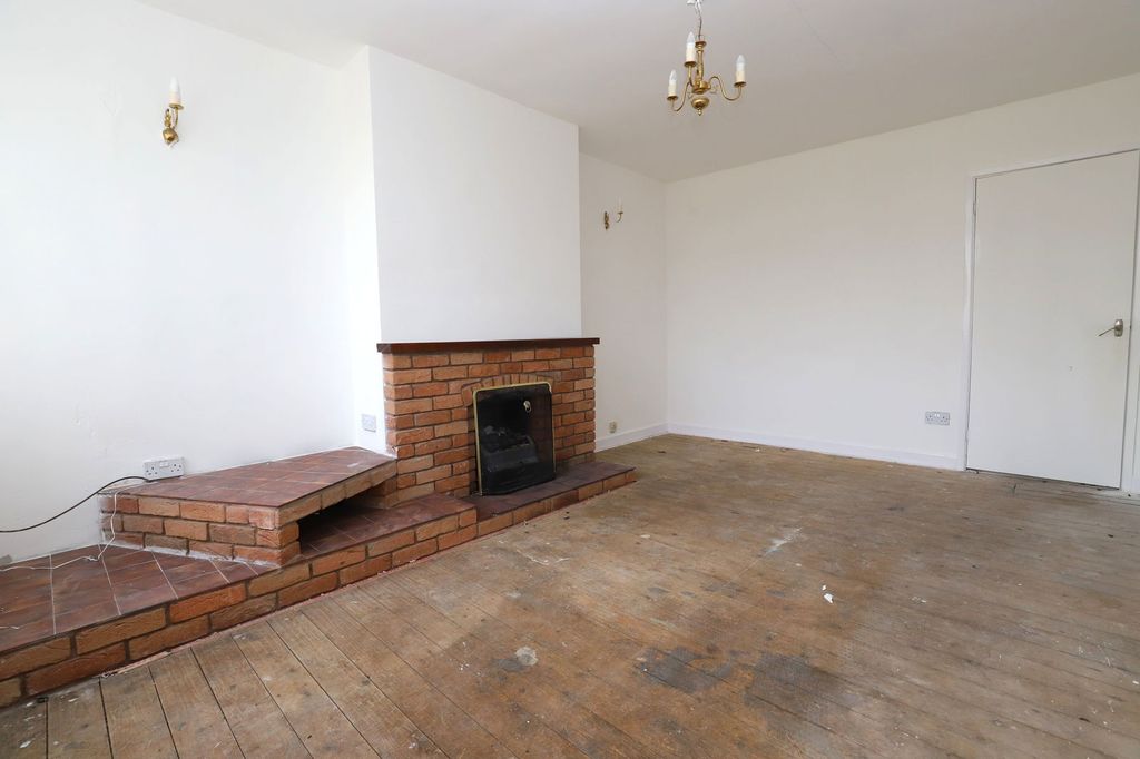 Property photo 3 of 26