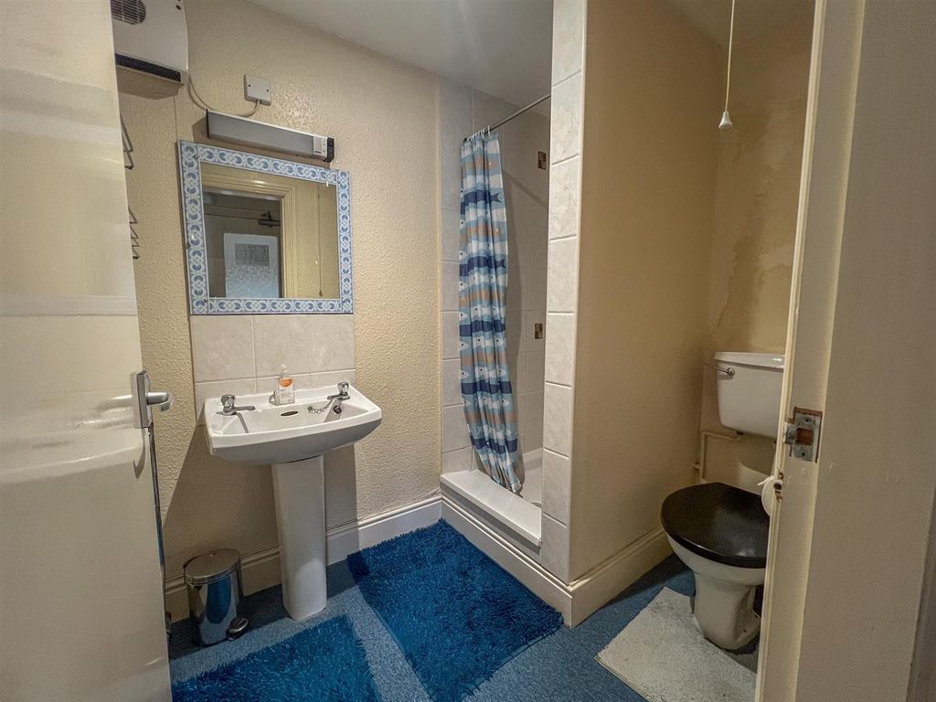 Property photo 2 of 9 7 Mona Terrace -08.Jpg