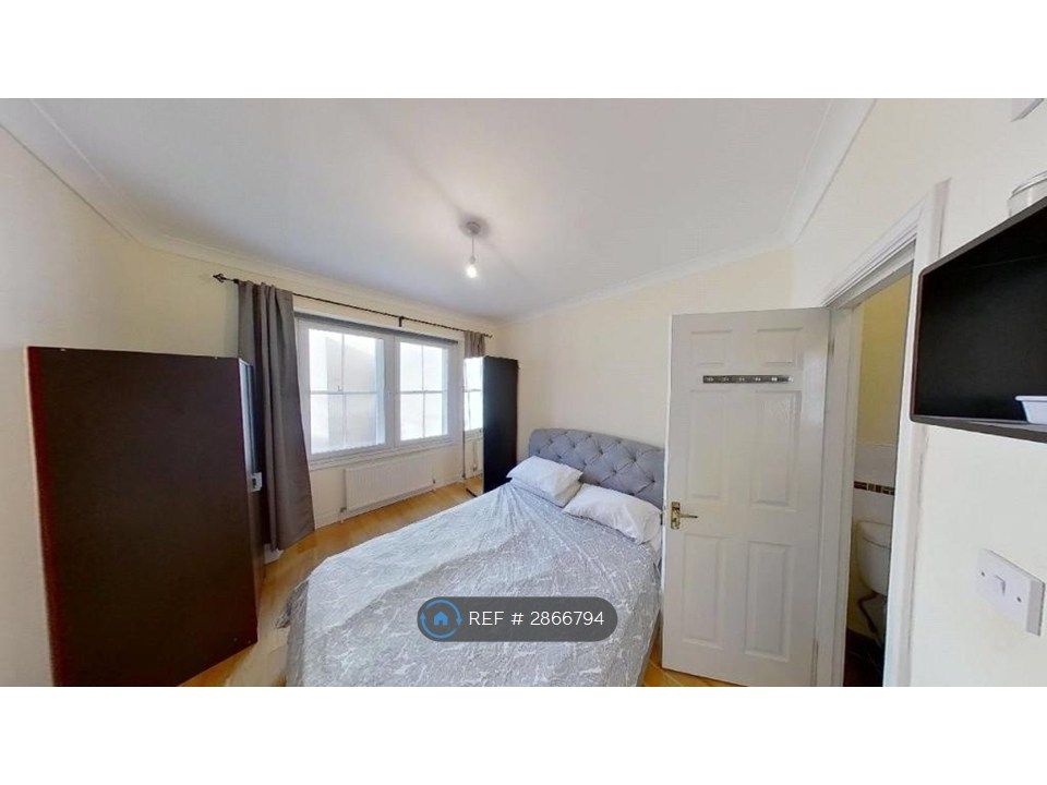 Property photo 3 of 3