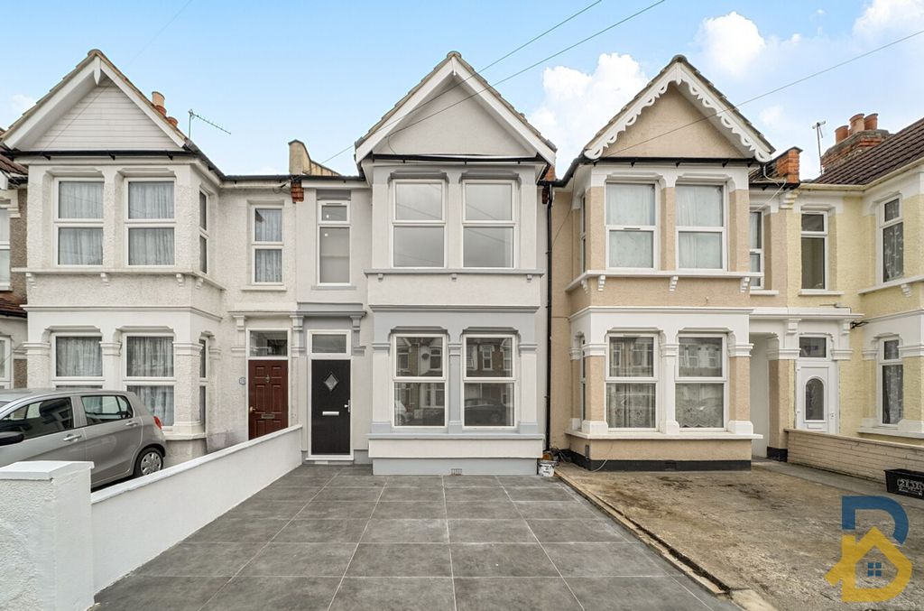 Property photo 1 of 13