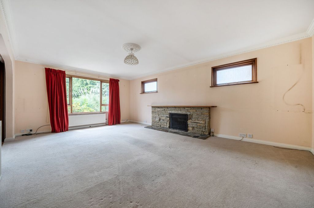 Property photo 3 of 24