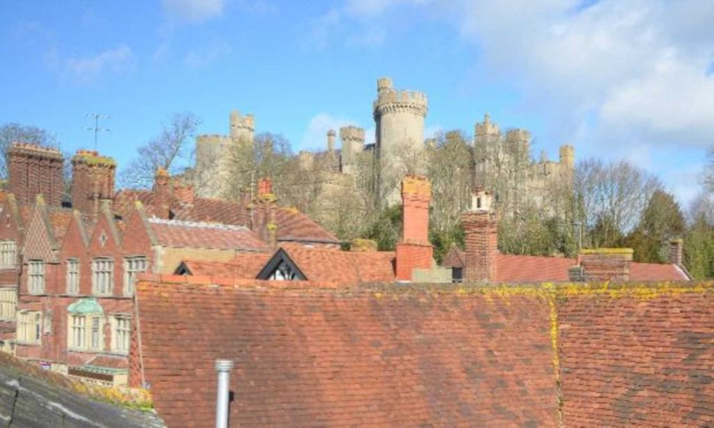 Property photo 1 of 6