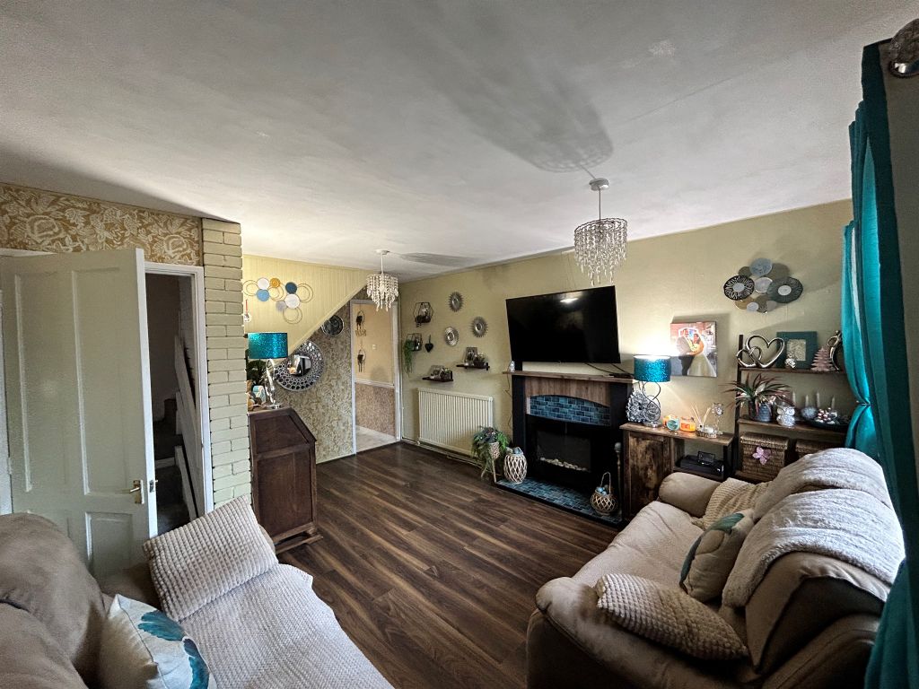 Property photo 2 of 19